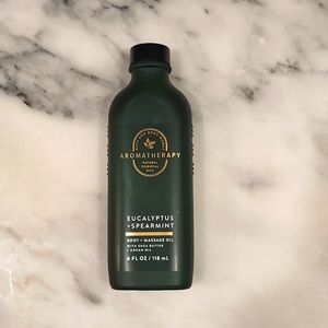 Bath & body works aromatherapy eucalyptus + spearmint body + massage oil